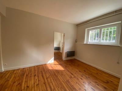 Louer Appartement 43 m2 Chamalieres