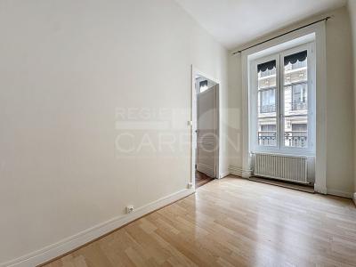 For rent Lyon-2eme-arrondissement 3 rooms 82 m2 Rhone (69002) photo 4
