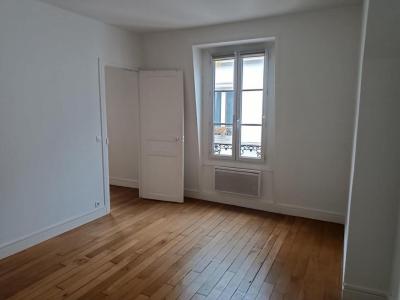 For rent Paris-11eme-arrondissement 2 rooms 32 m2 Paris (75011) photo 0