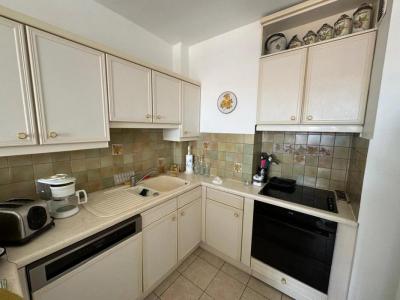 For sale Cannes 2 rooms 44 m2 Alpes Maritimes (06400) photo 3