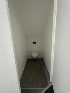 For sale 13 rooms 128 m2 Sarthe (72000) photo 2