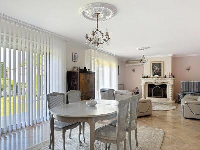 Acheter Maison Saint-laurent-des-arbres 365000 euros