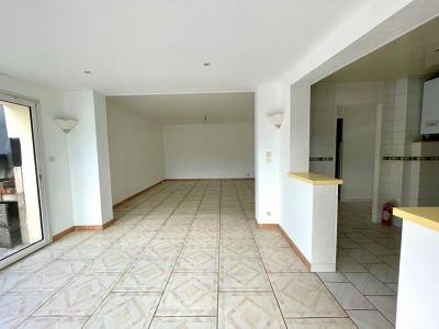 For sale Pessac 4 rooms 91 m2 Gironde (33600) photo 2