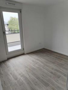 For rent Dammarie-les-lys 4 rooms 81 m2 Seine et marne (77190) photo 4
