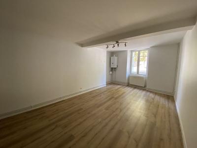 For rent Montbrison 3 rooms 71 m2 Loire (42600) photo 2