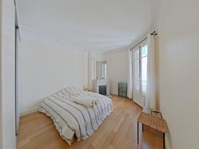For rent Paris-15eme-arrondissement 2 rooms 64 m2 Paris (75015) photo 1