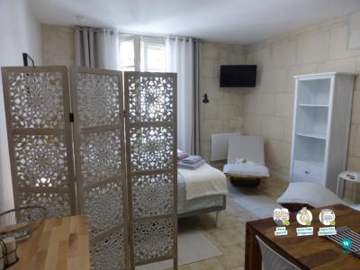 For rent Arles 2 rooms 35 m2 Bouches du Rhone (13200) photo 3