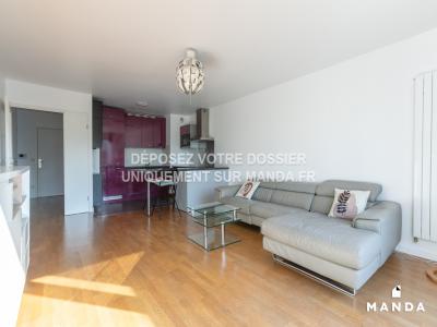 For rent Puteaux 3 rooms 67 m2 Hauts de Seine (92800) photo 2