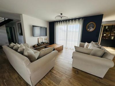 For sale Cours-les-barres 6 rooms 141 m2 Cher (18320) photo 4