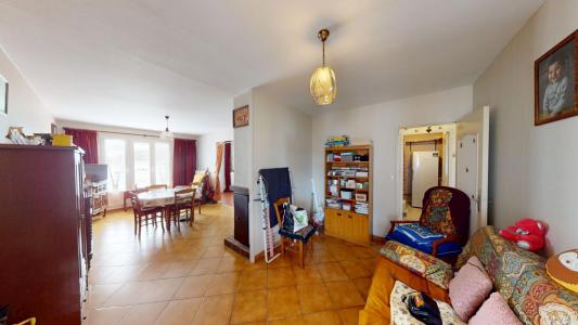 For sale Mehun-sur-yevre 3 rooms 73 m2 Cher (18500) photo 2