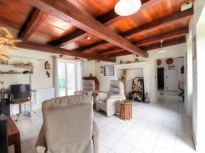 For sale Champdeniers-saint-denis 6 rooms 189 m2 Deux sevres (79220) photo 4