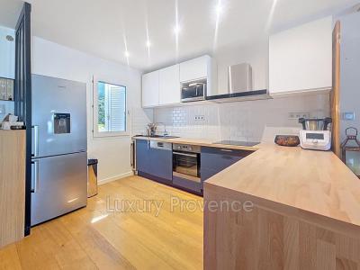 For sale Tholonet 4 rooms 86 m2 Bouches du Rhone (13100) photo 2
