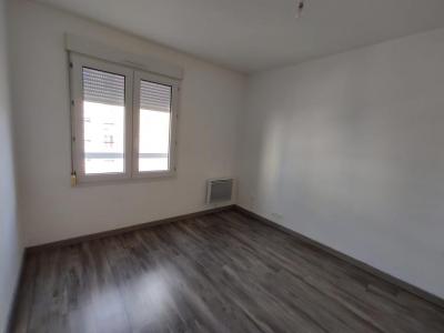 For rent Mans 2 rooms 46 m2 Sarthe (72000) photo 1