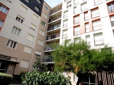 Louer Appartement Beaumont 780 euros