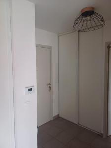 For rent Ambares-et-lagrave 3 rooms 57 m2 Gironde (33440) photo 3