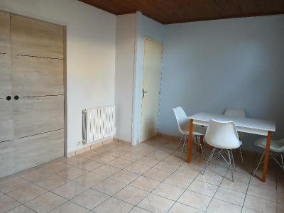 For rent Libourne 2 rooms 42 m2 Gironde (33500) photo 3