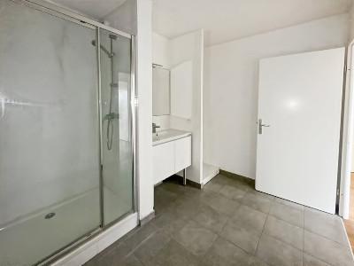 For rent Sarcelles 1 Pl. Suzanne Valadon 3 rooms 63 m2 Val d'Oise (95200) photo 1