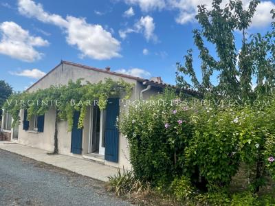 For sale Surgeres 4 rooms 112 m2 Charente maritime (17700) photo 4