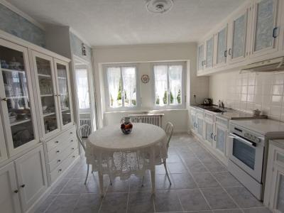 For sale Scaer 7 rooms 160 m2 Finistere (29390) photo 3