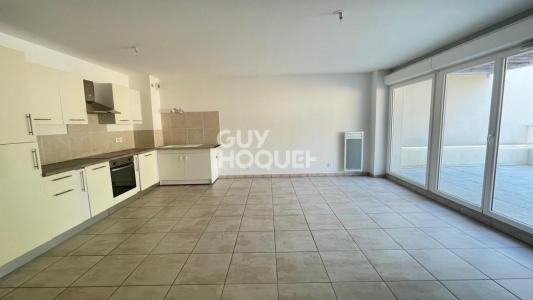 For rent Perpignan 4 rooms 82 m2 Pyrenees orientales (66000) photo 2