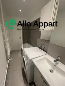 For rent Rennes 2 rooms 65 m2 Ille et vilaine (35000) photo 3