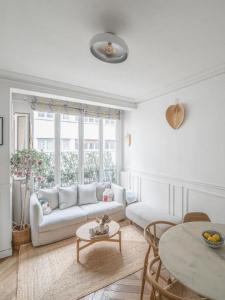 For rent Paris-2eme-arrondissement 2 rooms 36 m2 Paris (75002) photo 0