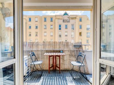 For sale Lyon-3eme-arrondissement 4 rooms 82 m2 Rhone (69003) photo 0