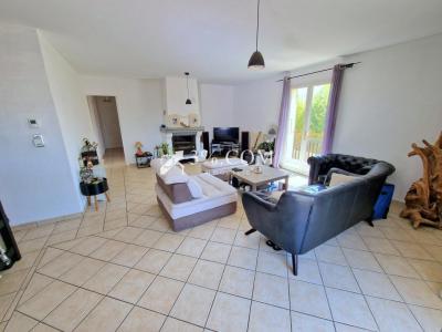 For sale Frejus 5 rooms 100 m2 Var (83600) photo 3