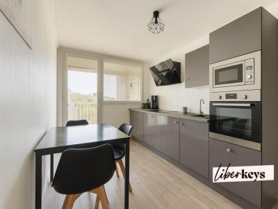 For sale Istres 4 rooms 79 m2 Bouches du Rhone (13800) photo 1