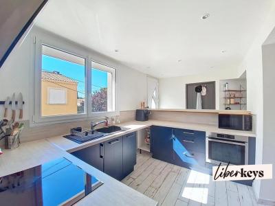 For sale Istres 3 rooms 68 m2 Bouches du Rhone (13800) photo 2