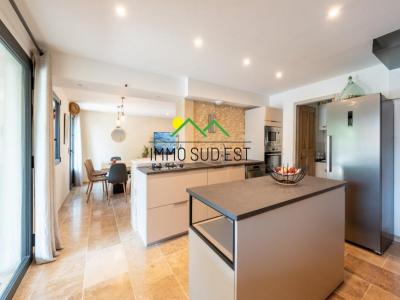For sale Isle-sur-la-sorgue 7 rooms 134 m2 Vaucluse (84800) photo 4
