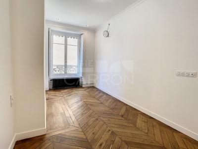 For sale Lyon-1er-arrondissement 4 rooms 99 m2 Rhone (69001) photo 3