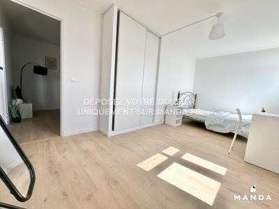 Louer Appartement 14 m2 Evry
