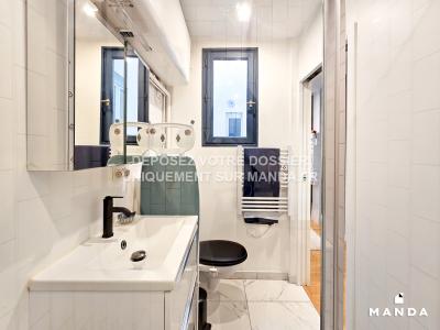 For rent Paris-18eme-arrondissement 2 rooms 30 m2 Paris (75018) photo 2
