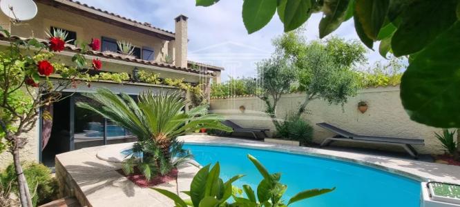 For sale CENTRE VILLE 4 rooms 95 m2 Vaucluse (84270) photo 0