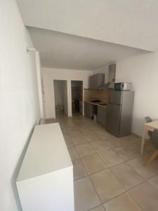 For sale A 2 PAS DES REMPARTS 2 rooms 34 m2 Gard (30220) photo 4