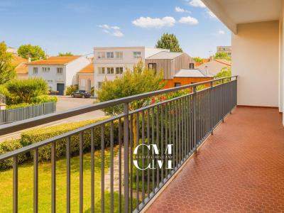 For sale Bordeaux 5 rooms 102 m2 Gironde (33200) photo 1