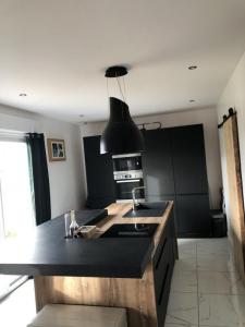 For rent Marzan 5 rooms 114 m2 Morbihan (56130) photo 0