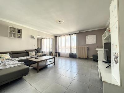 For sale Villeurbanne 5 rooms 117 m2 Rhone (69100) photo 3