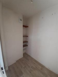 For rent Cires-les-mello 1 room 38 m2 Oise (60660) photo 3