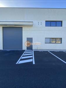 Louer Commerce 225 m2 Mios