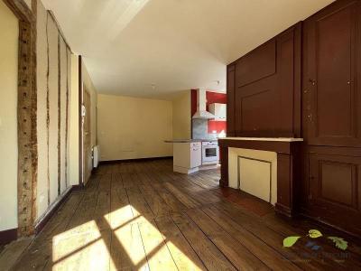 Louer Appartement 60 m2 Saint-leonard-de-noblat