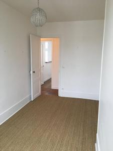 For rent Levallois-perret 2 rooms 32 m2 Hauts de Seine (92300) photo 4
