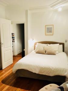 For rent Levallois-perret 2 rooms 35 m2 Hauts de Seine (92300) photo 3