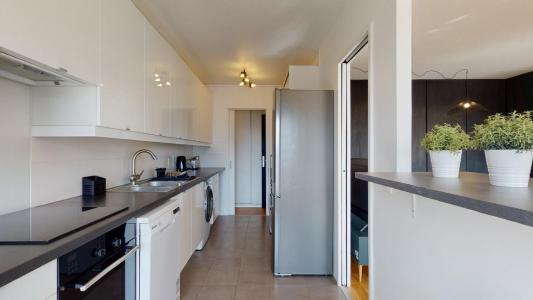 For rent Montigny-le-bretonneux 7 rooms 155 m2 Yvelines (78180) photo 4