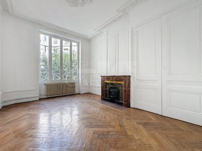 For rent Lyon-6eme-arrondissement 3 rooms 88 m2 Rhone (69006) photo 0