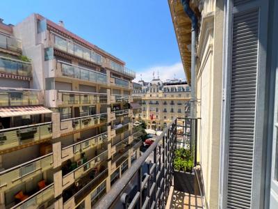 For sale Nice 3 rooms 58 m2 Alpes Maritimes (06000) photo 2