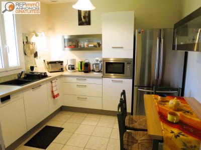 For sale Riberac 3 rooms 95 m2 Dordogne (24600) photo 1