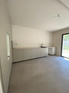 For rent Istres 4 rooms 106 m2 Bouches du Rhone (13800) photo 3