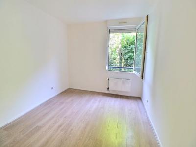 For sale Lyon-9eme-arrondissement 4 rooms 87 m2 Rhone (69009) photo 2